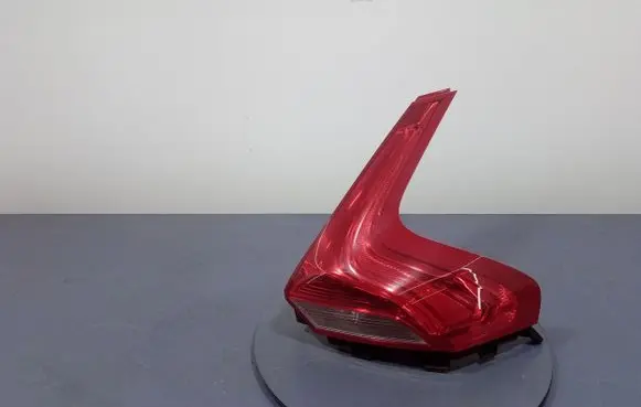 Volvo V40 Rear/tail lights 31283340