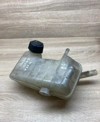 Renault Scenic II - Grand scenic II Coolant expansion tank/reservoir 8200262036