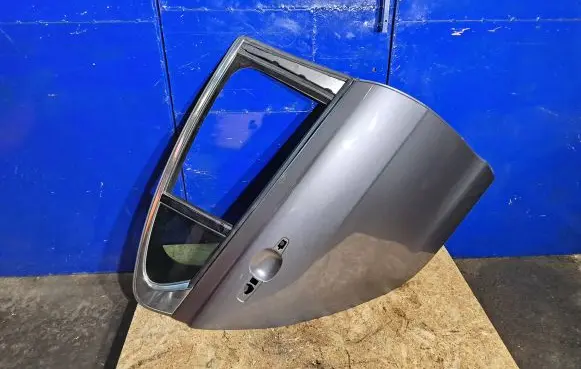Jaguar XE Rear door REARRIGHTDOOR