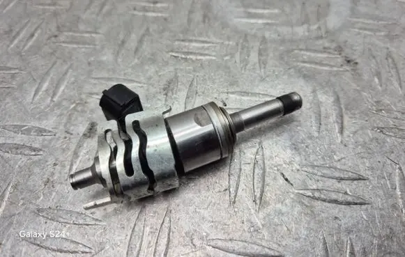 Toyota RAV 4 (XA50) Fuel injector 2325025010