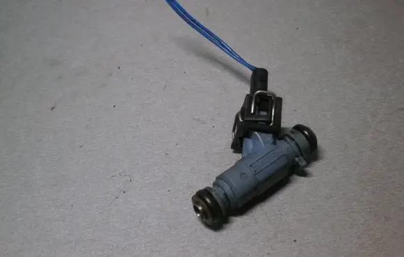 Smart ForTwo I Fuel injector 0280155814 0003099v004