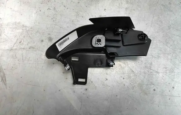Volvo XC60 Seat belt trim 32314014 31425773