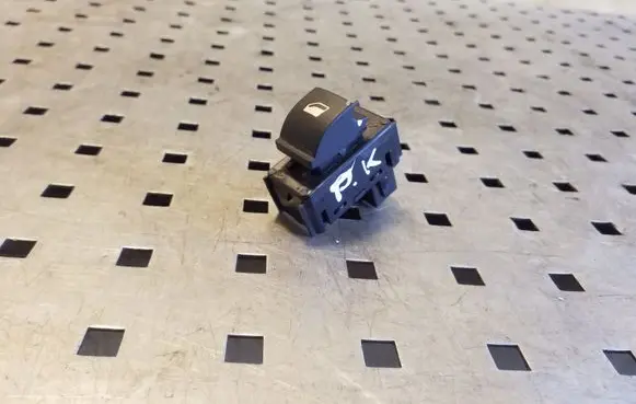 Citroen DS4 Electric window control switch