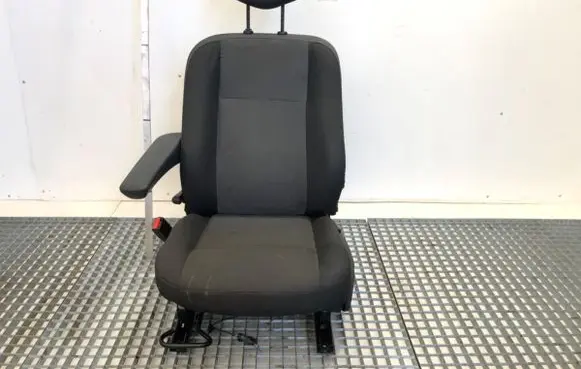Renault Master III Front driver seat 