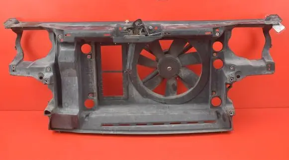 Volkswagen Golf III Front bodywork piece 1H0805594A