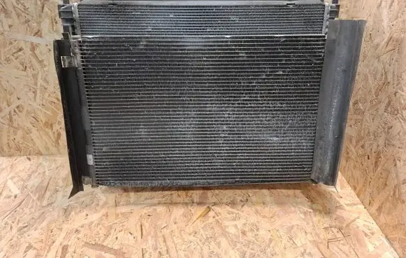 Ford Mustang VI Radiator set KR3B19C600AB FR338C607AF