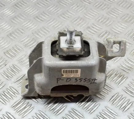 Mini One - Cooper Clubman R55 Engine mount bracket 6778645