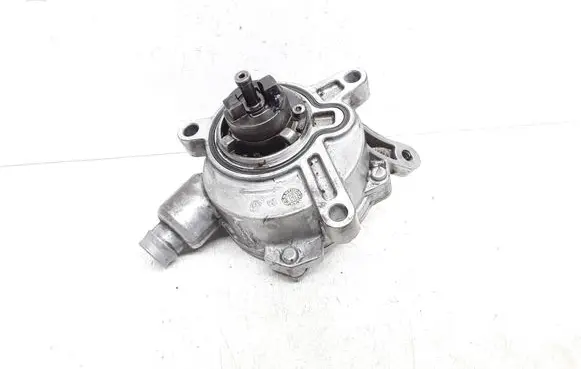 Volvo XC70 Vacuum pump 30731825