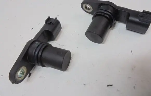 Jaguar X-Type Camshaft position sensor 1X4E-6B288-CA