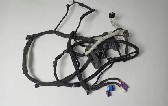 Dodge Challenger Front door wiring loom p68278030ac