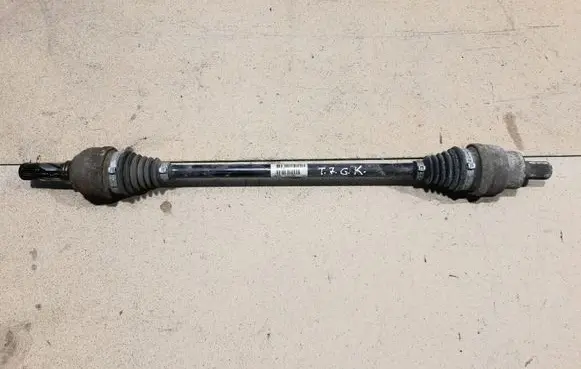 Rear driveshaft