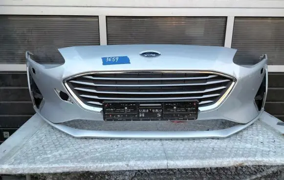 Ford Focus Front bumper JX7B17757A
