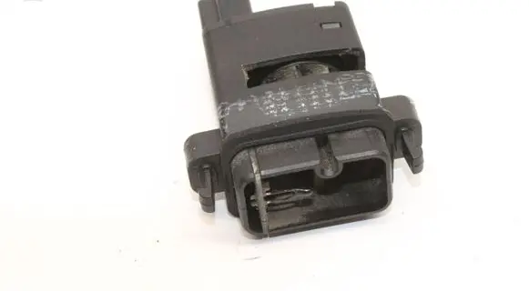 Ford Mondeo MK IV Oil temperature sensor DG9H19T562C