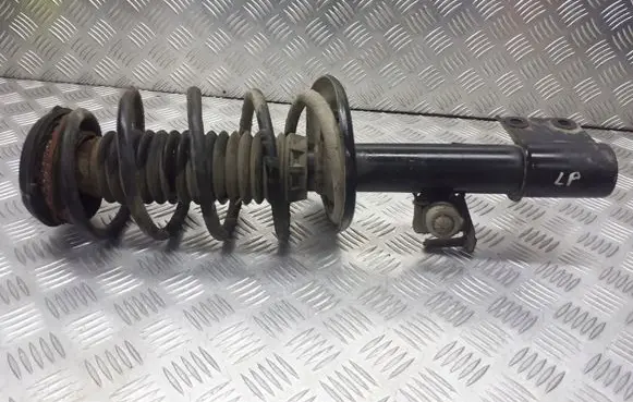 Peugeot 308 Front shock absorber/damper