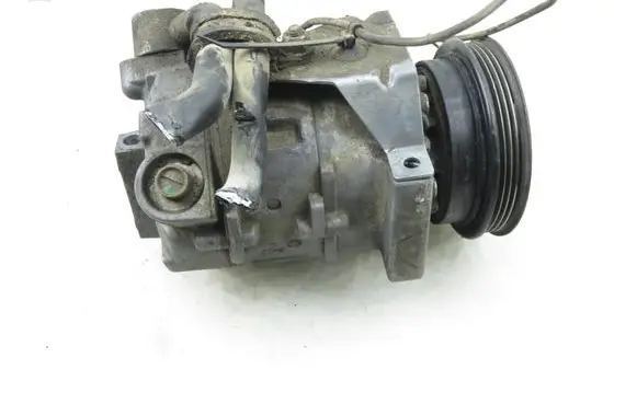 Volkswagen PASSAT B5 Air conditioning (A/C) compressor (pump) 4472009638 8D0260808