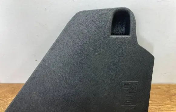 Ford Mustang VII Fuse box cover FR3B63020C62PINYA FR3B63020C62