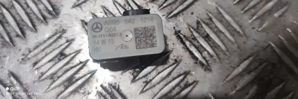 Mercedes-Benz E W213 Airbag deployment crash/impact sensor A0055421218