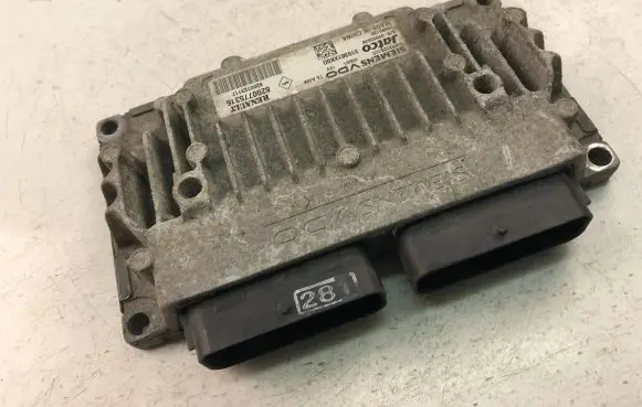 Renault Laguna III Engine control unit/module ECU 8200775316 8200723117