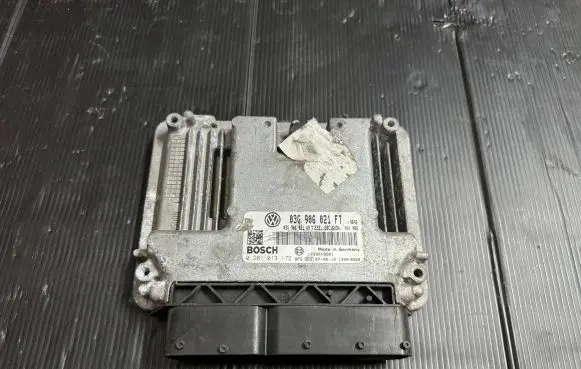 Volkswagen Eos Engine control unit/module 03G906021FT 0281013172