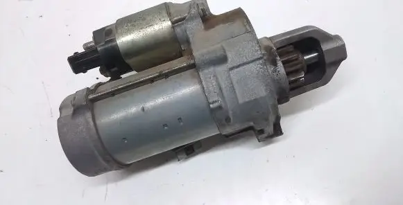 BMW 7 F01 F02 F03 F04 Starter motor 7612815