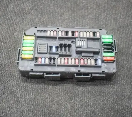 BMW M4 F82 F83 Fuse box set 9389068