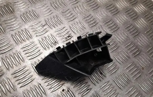 Tesla Model S Front bumper mounting bracket 109549600A