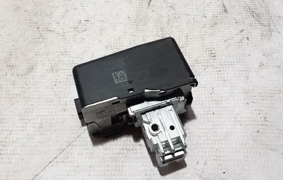Dacia Duster Steering wheel lock 487006484R