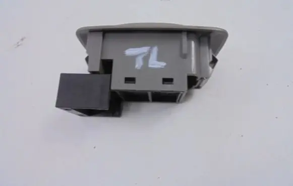 Mazda 626 Electric window control switch GE4T66380C
