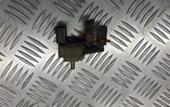 Nissan Micra Vacuum valve 5T48474