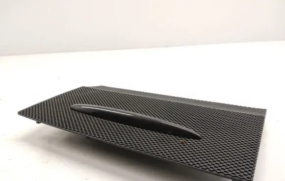 Mercedes-Benz Vito Viano W447 Dash center speaker trim cover A4476891337