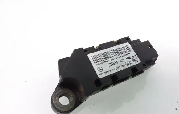 Mercedes-Benz E W211 Airbag deployment crash/impact sensor 0018209126