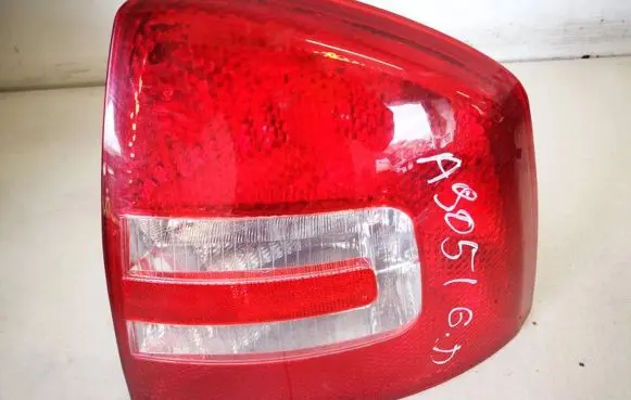 Skoda Octavia Mk2 (1Z) Rear fog light 086651909rr 08-665-1909r-r