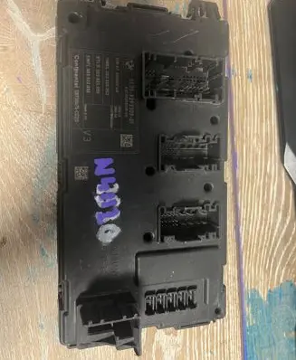 BMW 3 F30 F35 F31 Central body control module 9293309