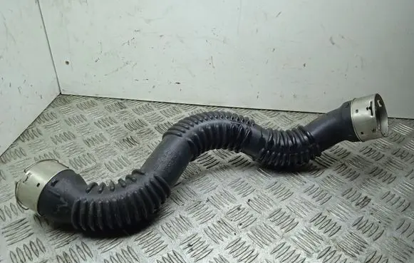Mercedes-Benz GLA W156 Intercooler hose/pipe A2465200001