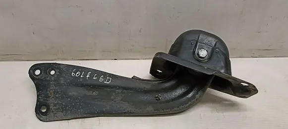Volkswagen Golf VI Rear control arm 1K0505226H