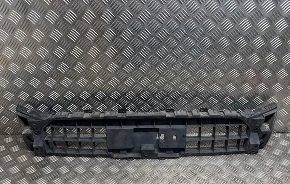 Audi Q5 SQ5 Front bumper upper radiator grill 8R0853692B