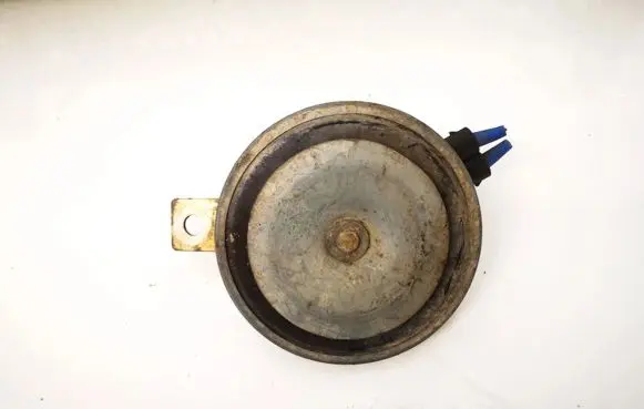 Volkswagen Touran I Horn signal a28657625 a28-657625