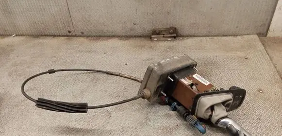 Citroen C5 Gear shifter/selector 9681617780