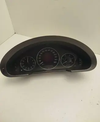 Mercedes-Benz E W211 Speedometer (instrument cluster) A2115403447 P0081619