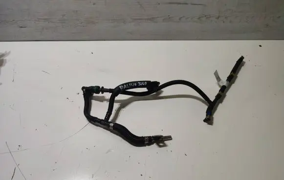 Fuel return line/hose