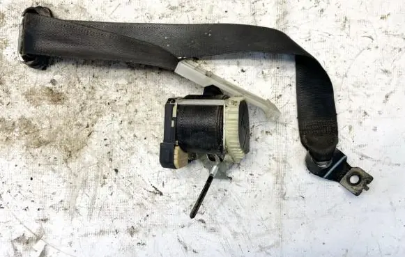 Opel Zafira A Front seatbelt 13120725 017762