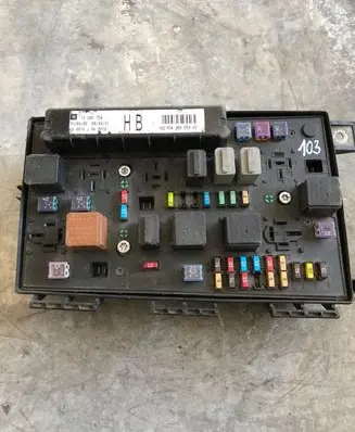 Opel Insignia A Fuse box set 13208744 5DK00806838