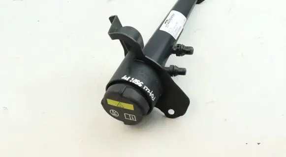 BMW 5 GT F07 Coolant expansion tank/reservoir cap 7591692