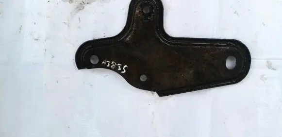 Ford Puma Engine mounting bracket