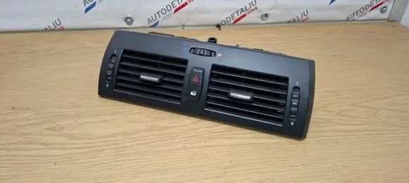 BMW X3 E83 Dash center air vent grill 3400074