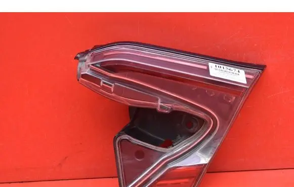 Toyota C-HR I Rear/tail lights 81580-F4020-00
