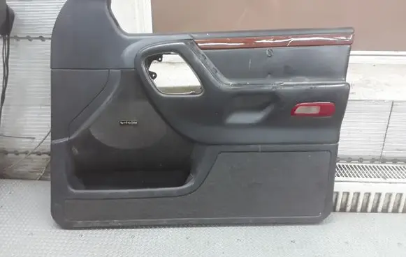 Front door card panel trim