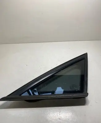 Seat Altea Front triangle window/glass 5P0845411