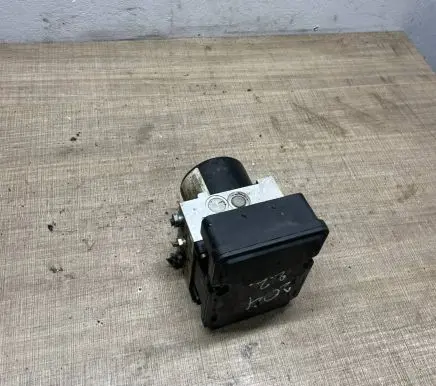 Mercedes-Benz C W204 ABS Pump A1729014100
