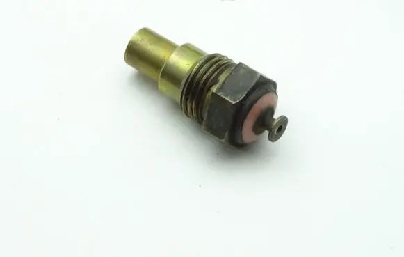 Isuzu N Series Outside/exterior temperature sensor 